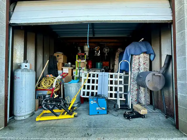 Hoarder cleanout Manhattan